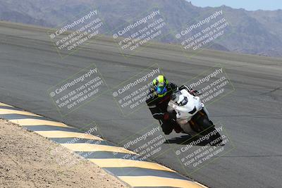 media/Apr-10-2022-SoCal Trackdays (Sun) [[f104b12566]]/Bowl (11am)/